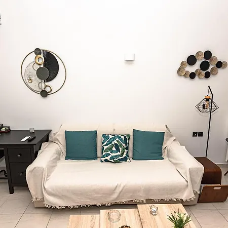 Koum Kapi C1 - Private Parking - Seaside